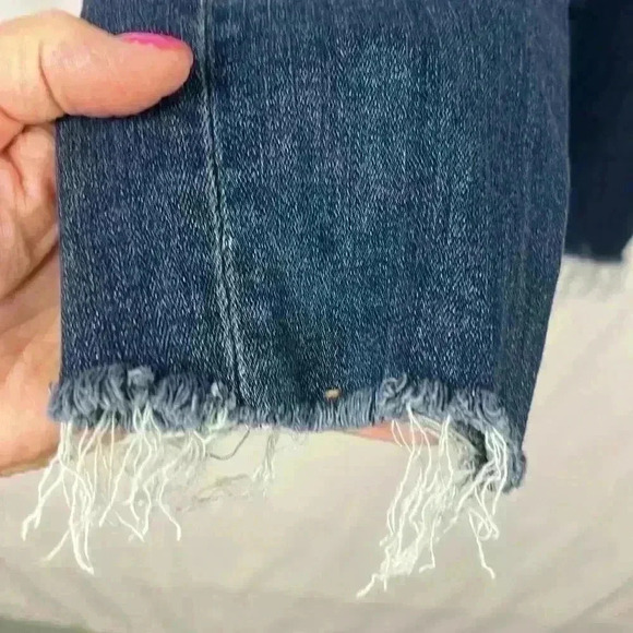 Lucky Brand Women’s Jeans Dark Wash 6/28 Ankle Length Raw Hem Skinny 5 Pocket - Picture 6 of 11